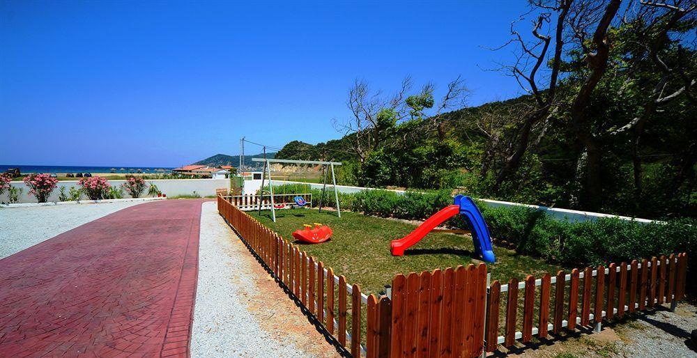 Aselinos Suites Koukounaries Exterior foto